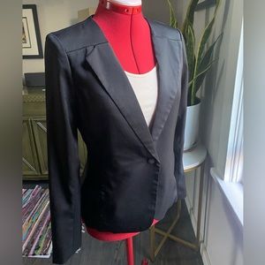 OVI black blazer, size small